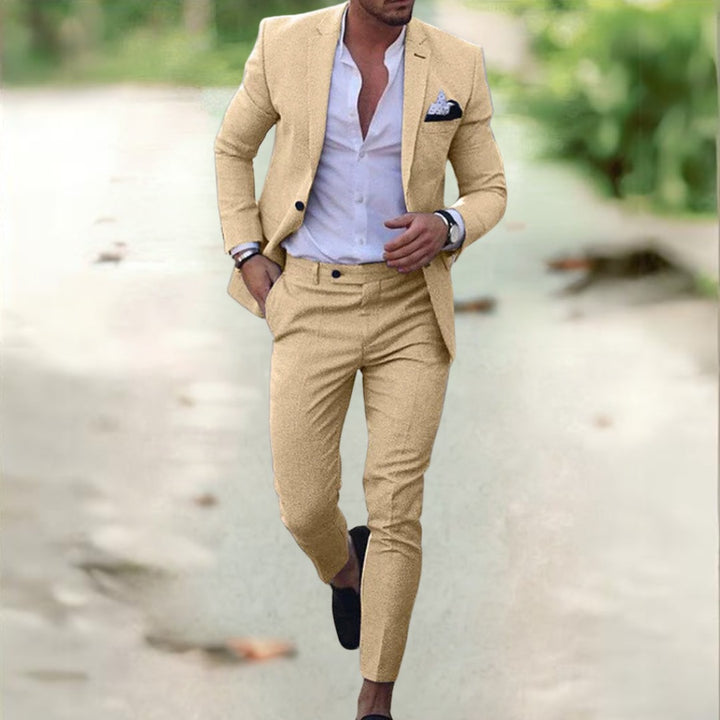 Costume élégant pour homme