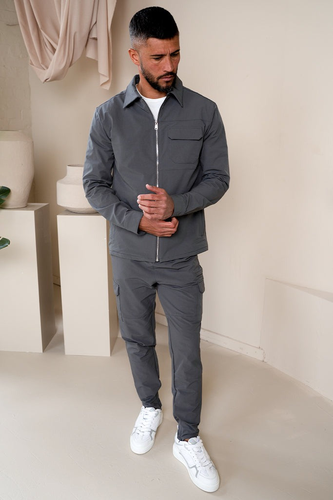 Ensemble cargo Premium