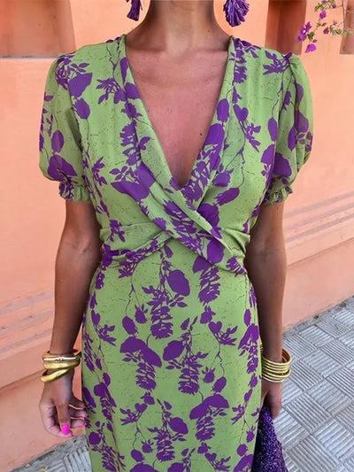 Robe d'été à fleurs sophistiquée