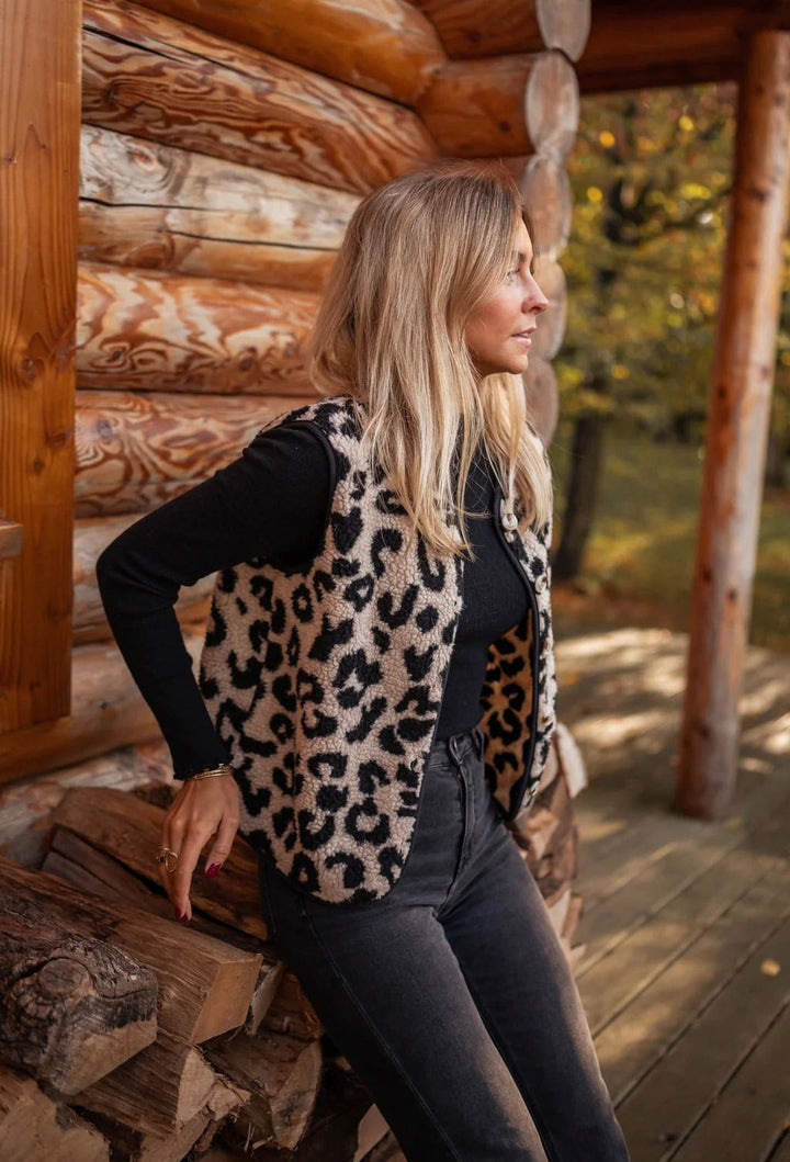 ASTRID™ | Il gilet in maglia leopardata