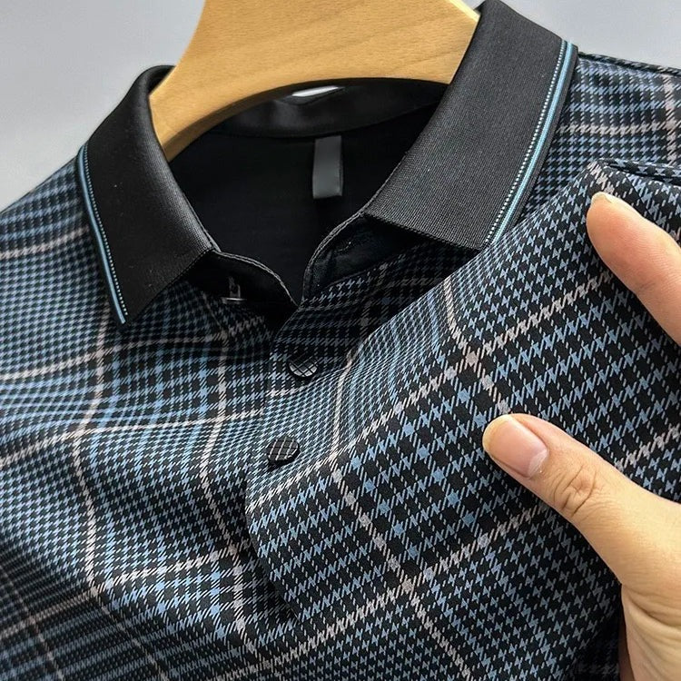 T-shirt a quadri metropolitani
