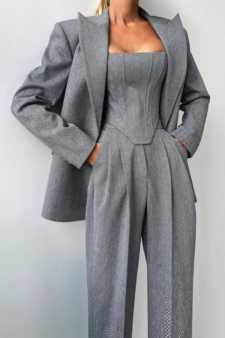 Dolce™ - Completo tre pezzi con blazer doppiopetto